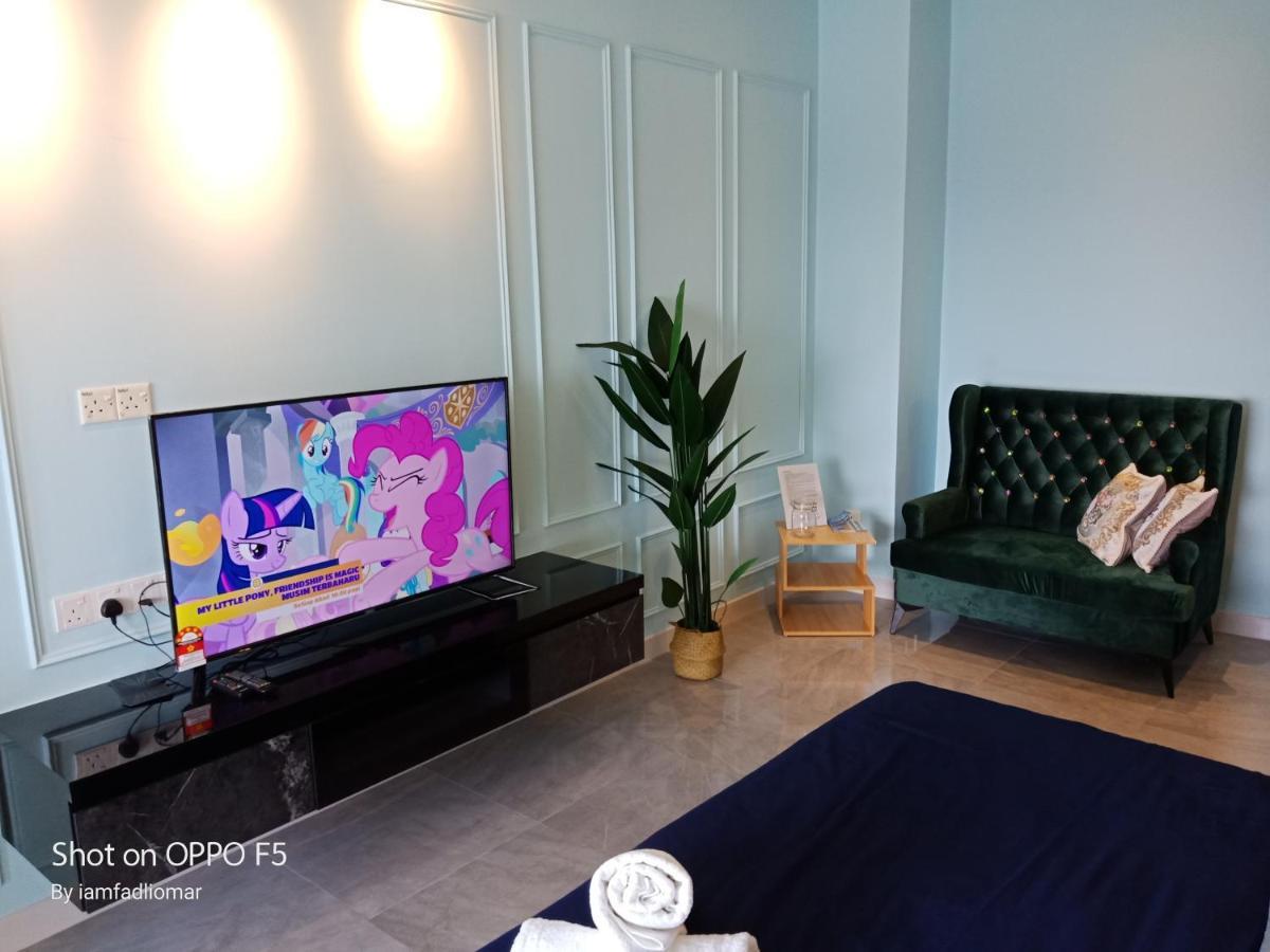 Imperio Residence City View Malacca Esterno foto